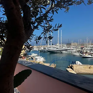 Isabella Marina Di Igiea Palermo